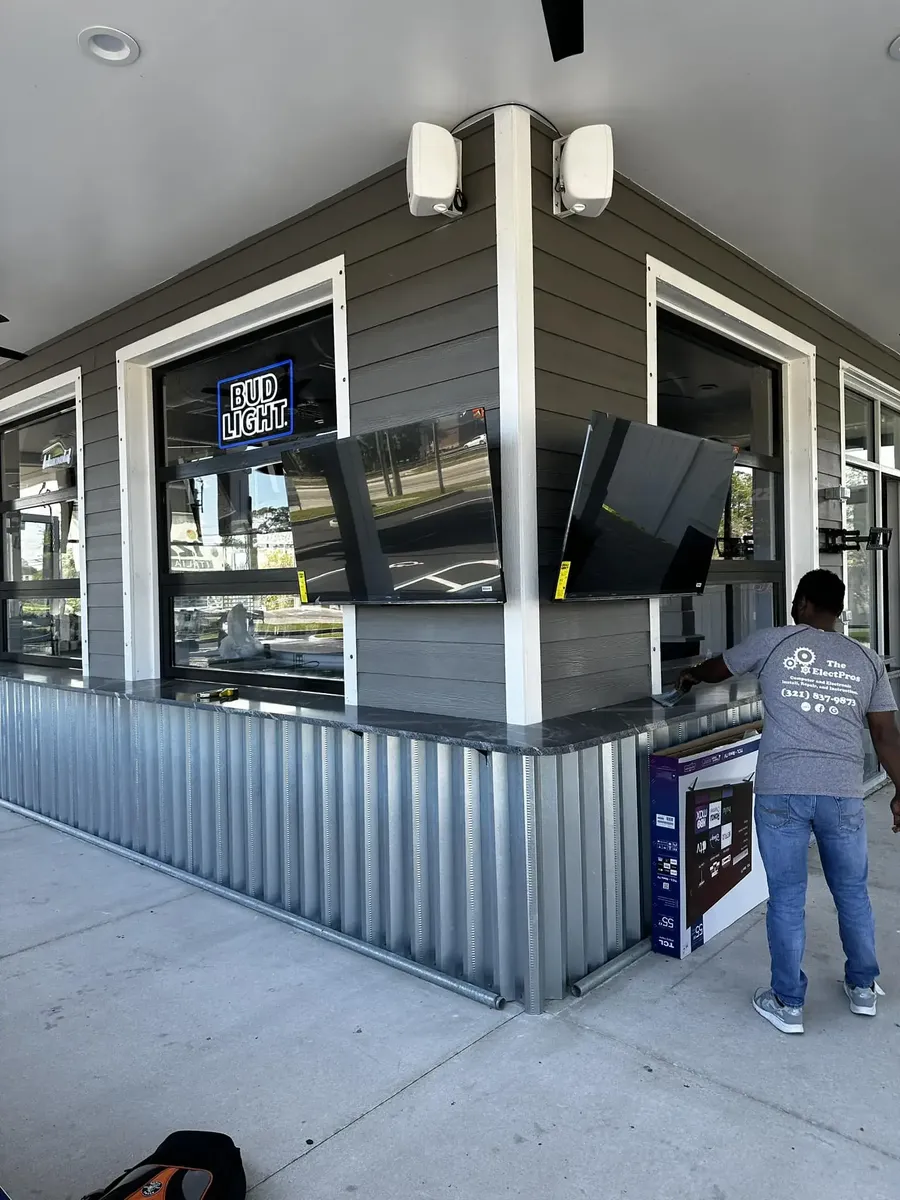 PizzaVola Restaurant TV & Sound System Install photo 3